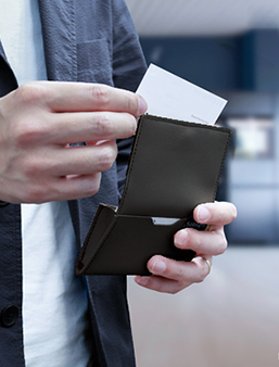社会人としての品格を保つ名刺入れ