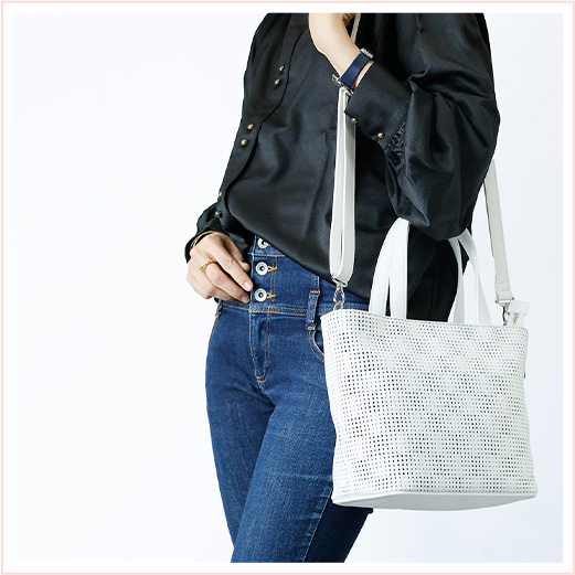 軽くて丈夫、雨にも強い